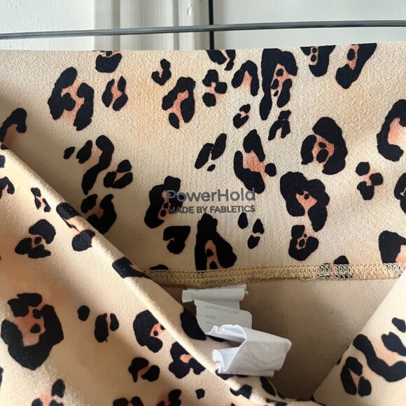 Fabletics Define PowerHold HighWaisted 7/8 Legging-M - Picture 6 of 6
